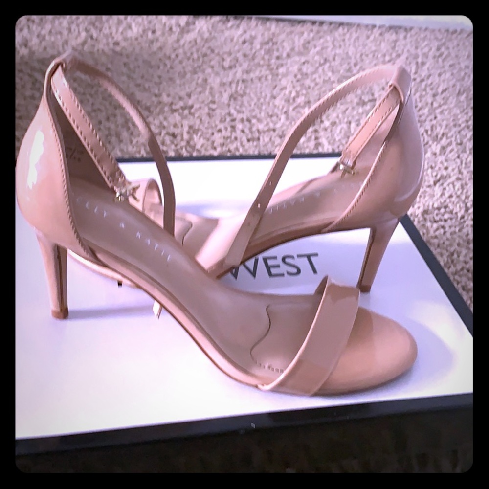 Kelly & Katie Kristie Nude Heels